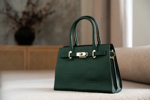 Do’s and Don’ts of Buying a Luxury Bag